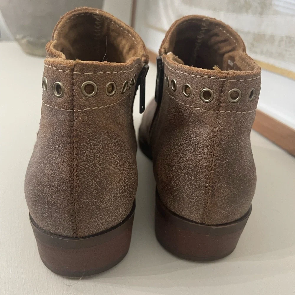 Minnetonka "Brenna" Bootie/Boots Brown Leather Womens 7 - Picture 6 of 13